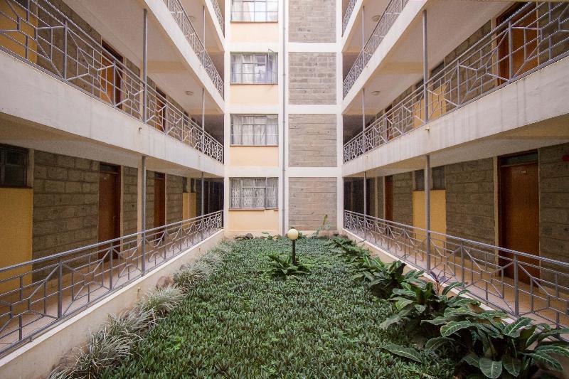 Отель Milele Nairobi Ньери Экстерьер фото